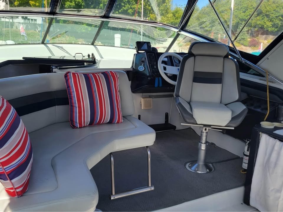 
								Four Winns 315 Vista 1991 full									