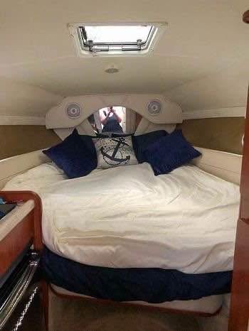 
								Rinker 250 Fiesta Vee 2007 full									