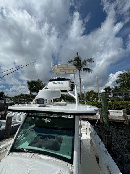 
								USA 2013 Boston Whaler 370 Outrage USD full									