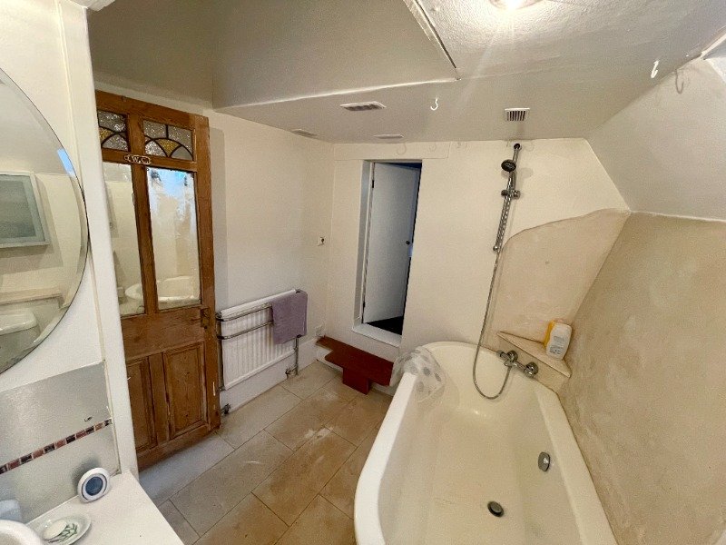 United Kingdom The London and Rochester Trading Barge Company Houseboat Conversion GBP